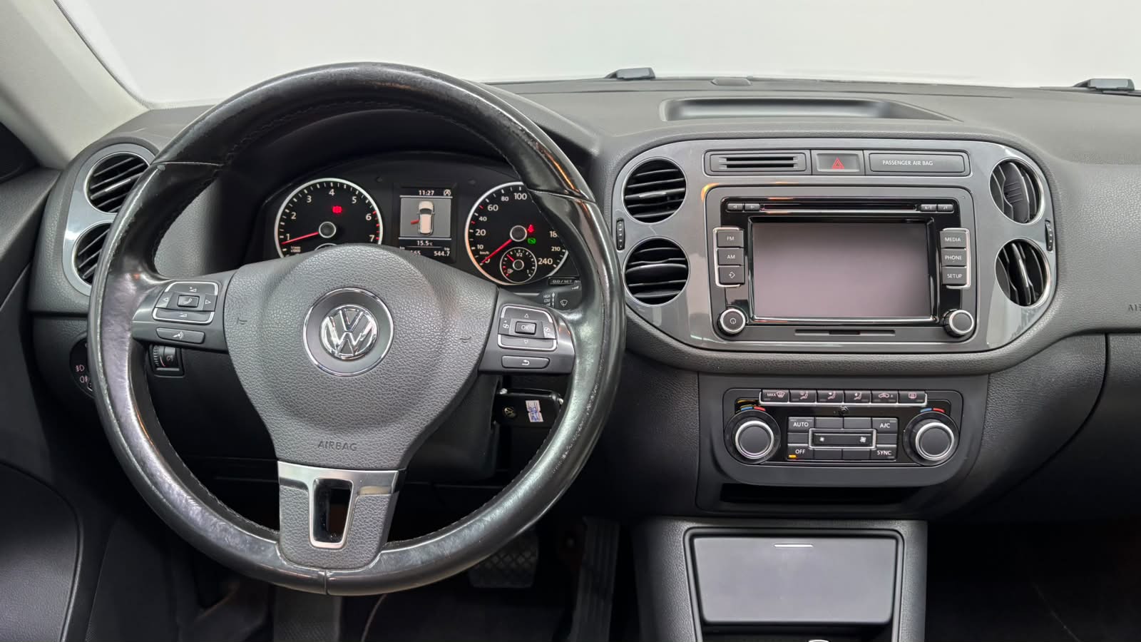 VOLKSWAGEN TIGUAN 14